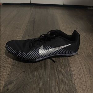 Nike Black and Silver Athletic Shoes